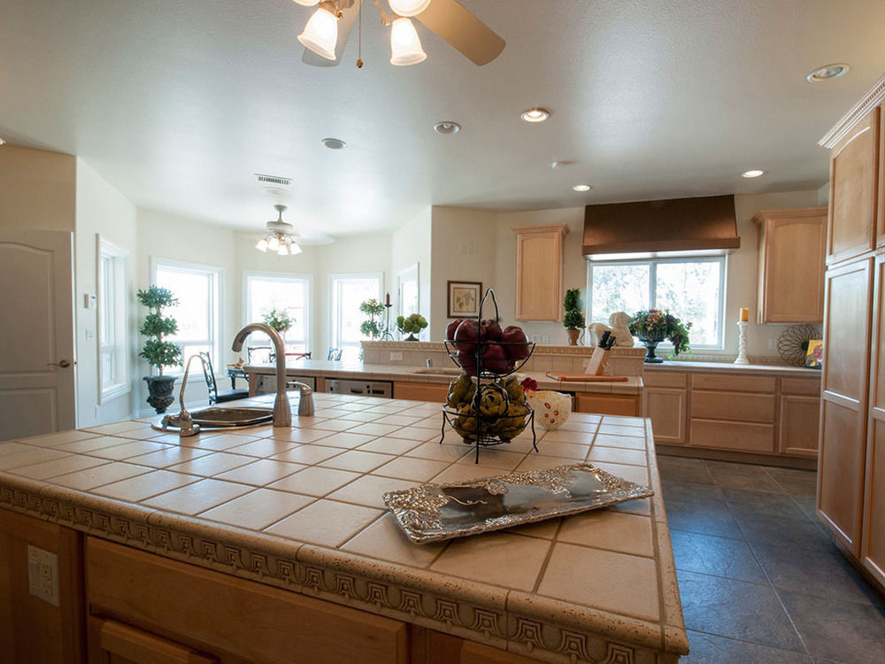 Wilson Creek Winery And Vineyards Apartment เทเมคิวลา ภายนอก รูปภาพ